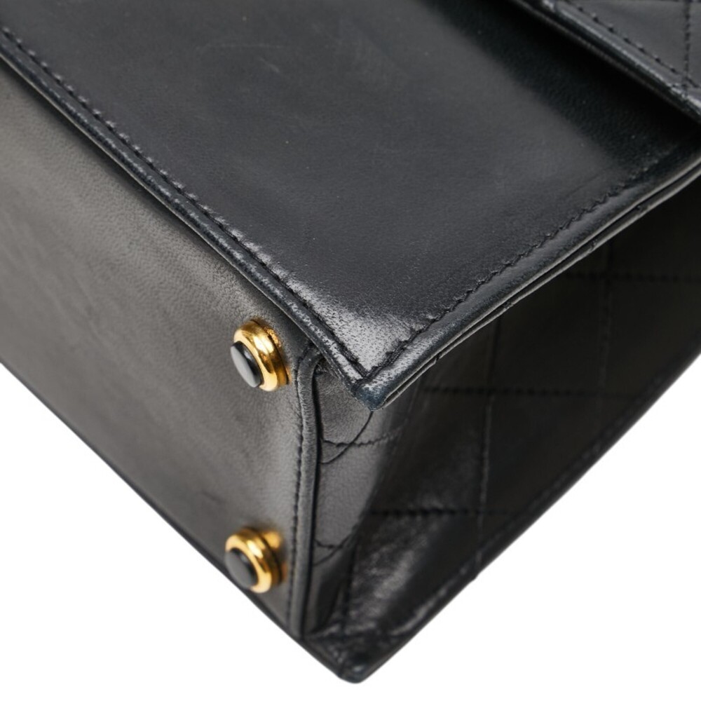 CHANEL Black Lambskin Leather Shoulder Bag - Picture 5 of 16